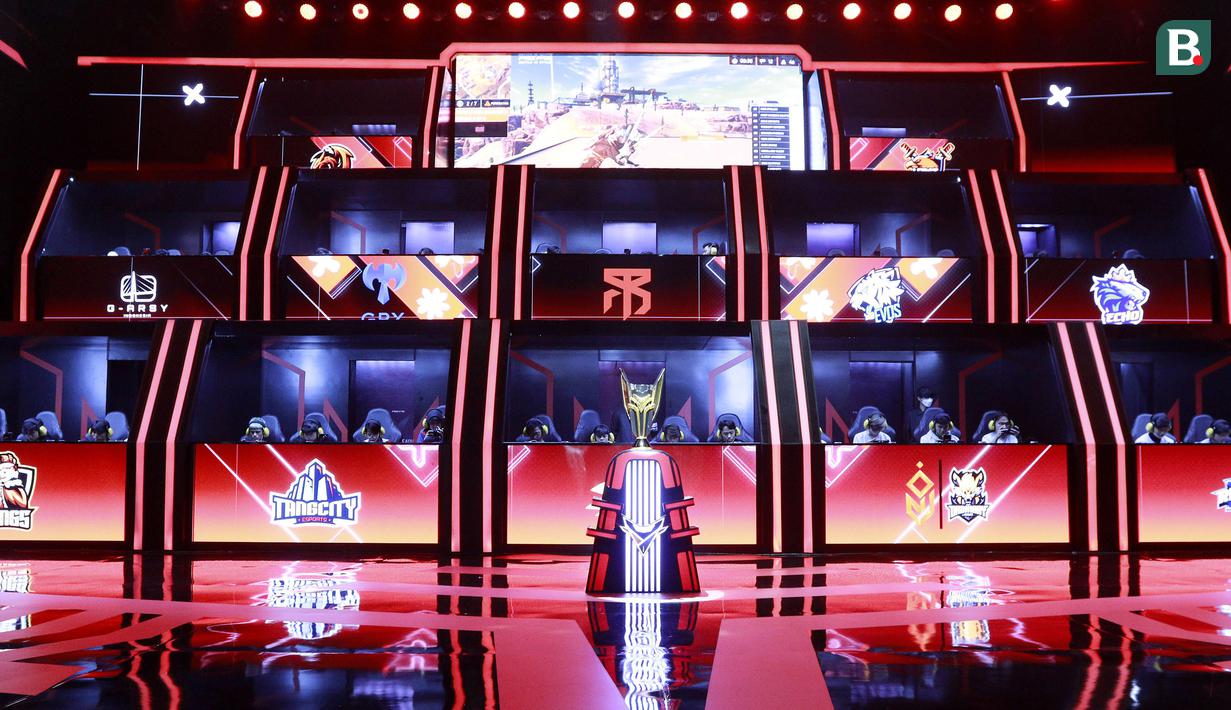 Free Fire Master League Season VI Divisi 1 akhirnya telah rampung dengan memainkan 48 pertandingan dan meraih hasil terbaiknya dari masing-masing tim, Minggu (25/7/2022). (Bola.com/M Iqbal Ichsan)