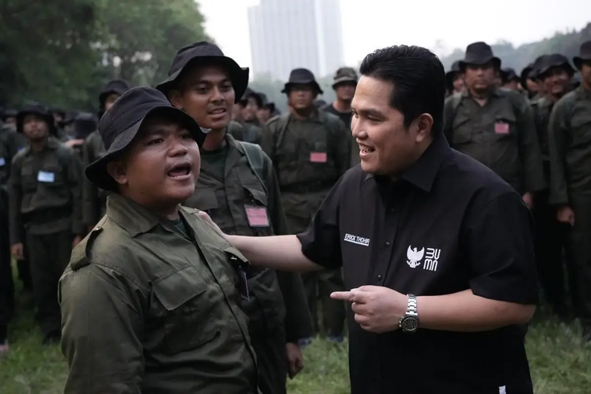 Menteri BUMN Erick Thohir dalam inagurasi bela negara rekrutmen bersama BUMN di Markas Marinir Cilandak, Jakarta