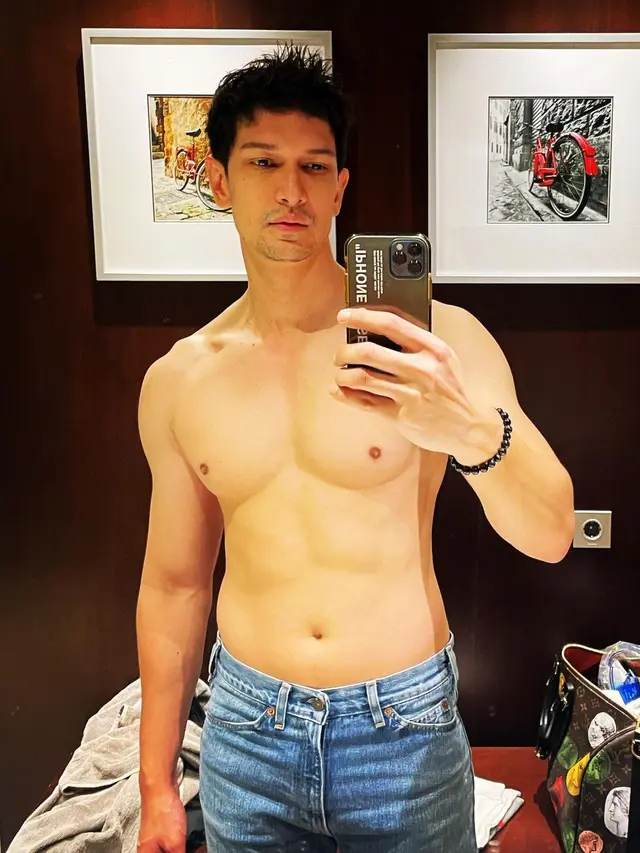 Dulu Kerap Disebut Kurus, Ini 6 Potret Transformasi Bentuk Tubuh Dimas Beck Makin Kekar