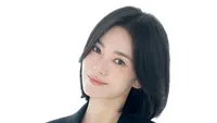 Song Hye Kyo Tampil Natural Flawless di Foto Profil Baru