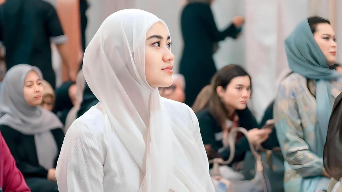 Reza Artamevia Pangling Lihat Aaliyah Massaid Pakai Hijab: Masya Allah ...
