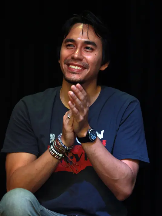 Tidak hanya sendiri, Darius Sinathrya bersama Rifnu Wikana menjadi produser di film bergenre ‘thriller’ ini. Ia mengaku tingkat stres yang dirasakan antara pemain dan produser sangat berbeda. (Deki Prayoga/Bintang.com)