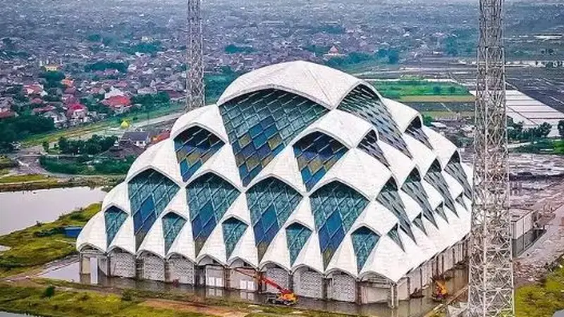 6 Potret Masjid Raya Al Jabbar yang Dirancang Ridwan Kamil, Megah dan Indah