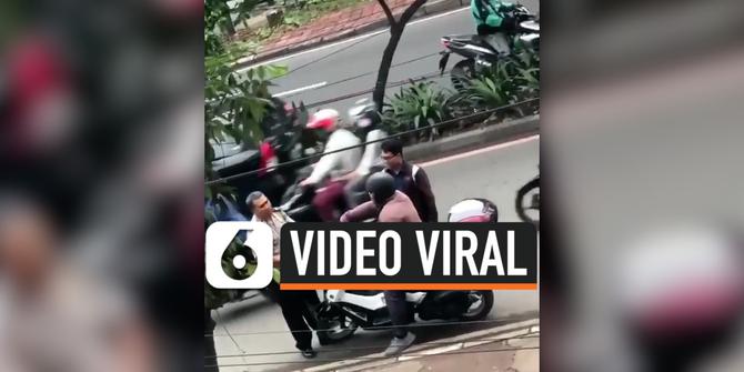 VIDEO: Viral Polisi Kenakan Seragam Ojol Hentikan Pengendara Motor