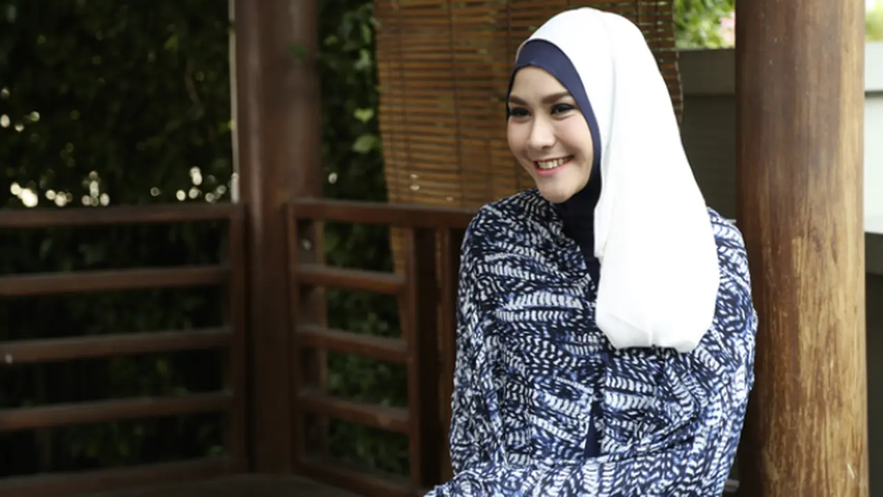 Hijabpedia: Jilbab Anggun Buat ke Pesta