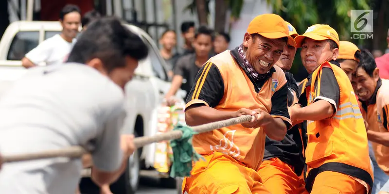 Kemeriahan Lomba 17-an di Jalan Jaksa