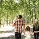 Rahasia aman wisata alam pertama bareng anak. [Dok/Pexels.com/Nataliya Vaitkevich].