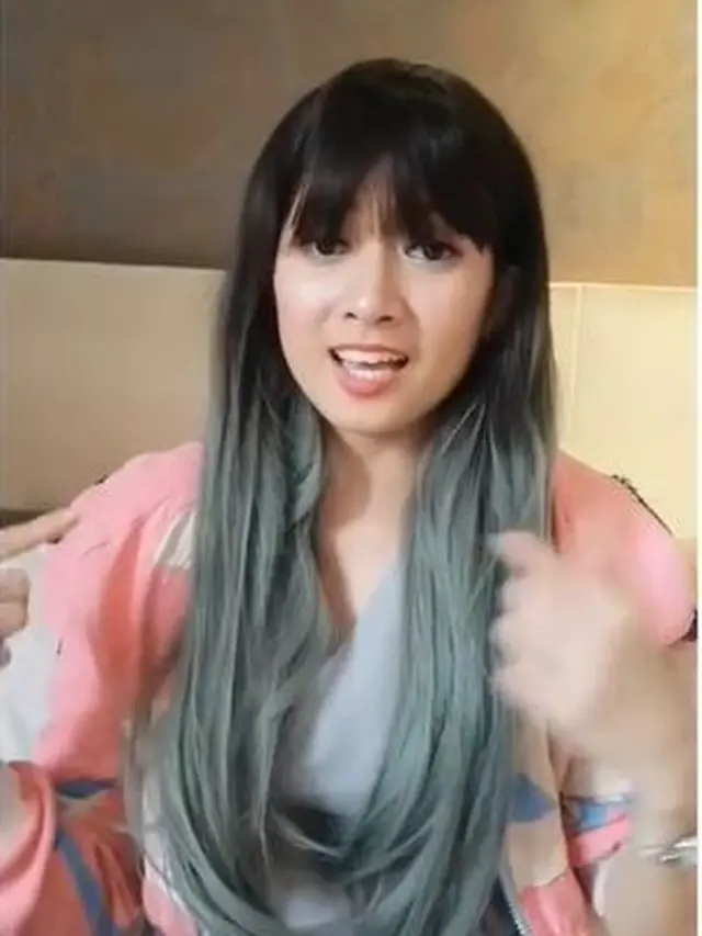Potret Chika Jessica dengan Rambut Panjang (sumber: instagram/chikajessica88)