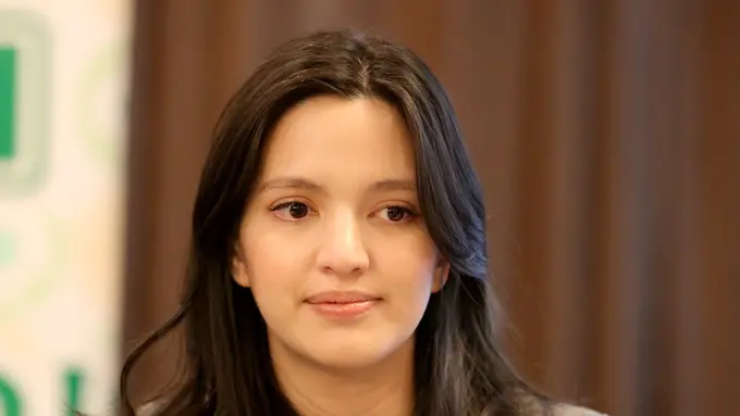 [Bintang] Nia Ramadhani pasca melahirkan