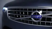 Logo Volvo, pabrikan asal Swedia (Foto: wallpaperevo.com).