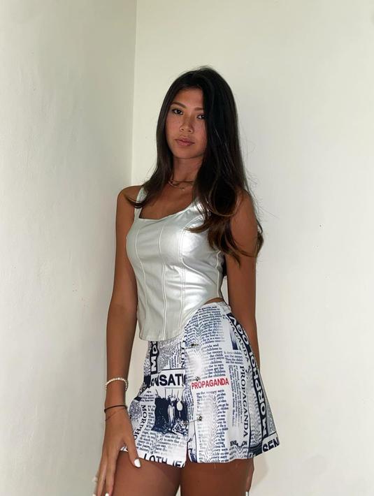 Melalui akun Instagram pribadinya, Jazmine Rowe pun kerap mengunggah beberapa potret dirinya di berbagai kesempatan. Bahkan, wanita blasteran Indonesia-Australia ini selalu terlihat menawan dalam unggahannya. (Liputan6.com/IG/@jaz.rowe)