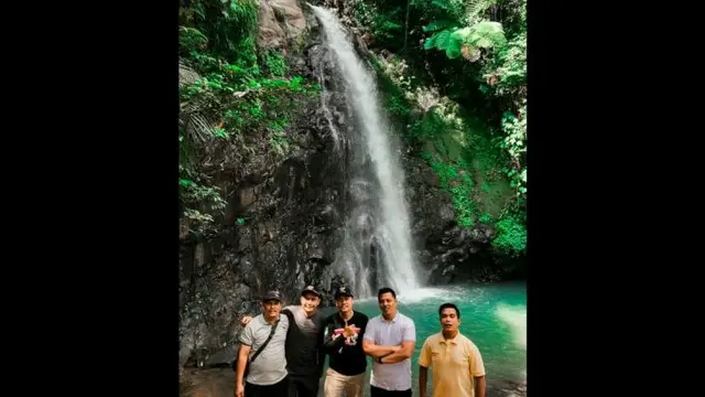 Air terjun Batang Kuran di Palembayan Agam.