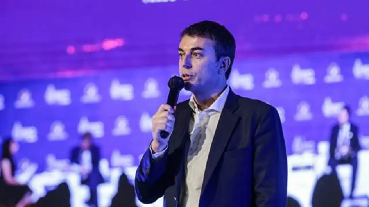 Presiden Direktur PT HM Sampoerna Tbk. (Sampoerna) Vassilis Gkatzelis.