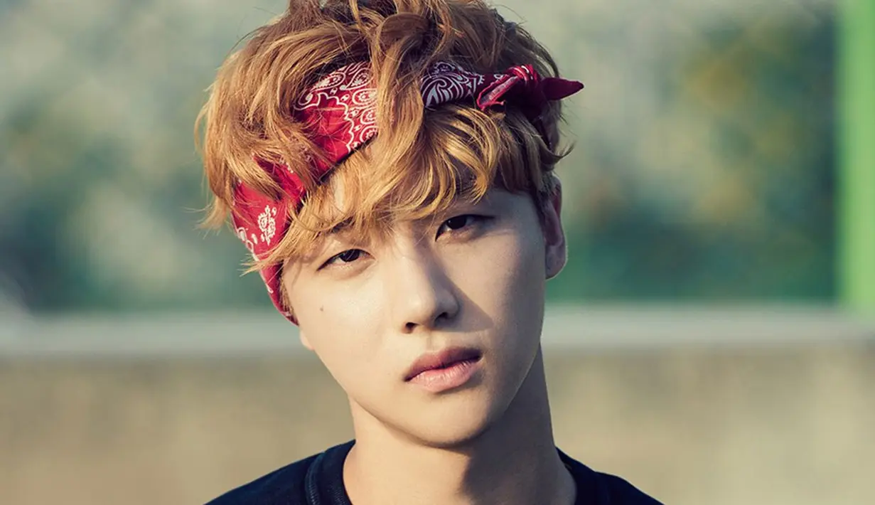 Beberapa personel iKON memutuskan untuk mengganti nama panggungnya pada Maret 2017. Jinhwan mengubah nama panggungnya jadi Jay. (Foto: twitter.com/soompi)