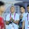 Timnas Indonesia U-17 dipastikan gagal lolos ke semifinal Piala AFF U-17 2026. Tampak dalam foto, ekspresi pelatih Timnas Indonesia, Kurniawan Dwi Yulianto jelang bertanding melawan Vietnam pada laga pamungkas Grup A Piala AFF U-17 2026 di Stadion Gelora Delta, Sidoarjo, Jawa Timur, Minggu (19/4/2026) malam WIB. (Bola.com/M Iqbal Ichsan)