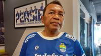 Legenda Persib Bandung, Sutiono Lamso. (Erwin Snaz/Bola.com)