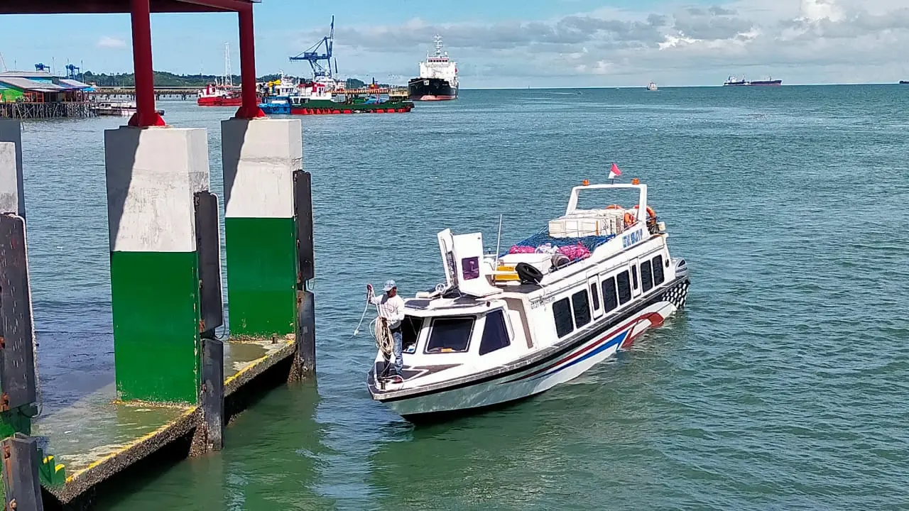 Kapal speedboat yang penumpangnya loncat ke luar rute Nunukan-Tarakan Kalimantan Utara