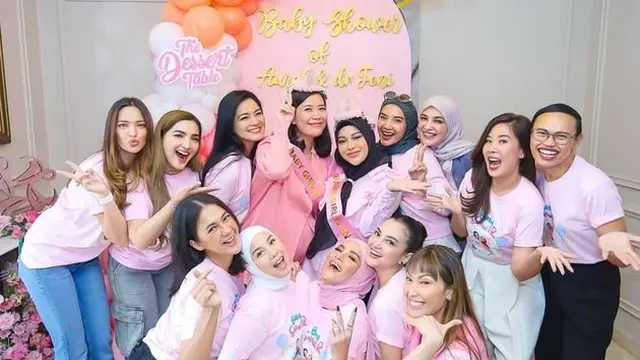 8 Momen Kejutan Baby Shower Aurel Hermansyah oleh Geng Cendol, Seru Banget