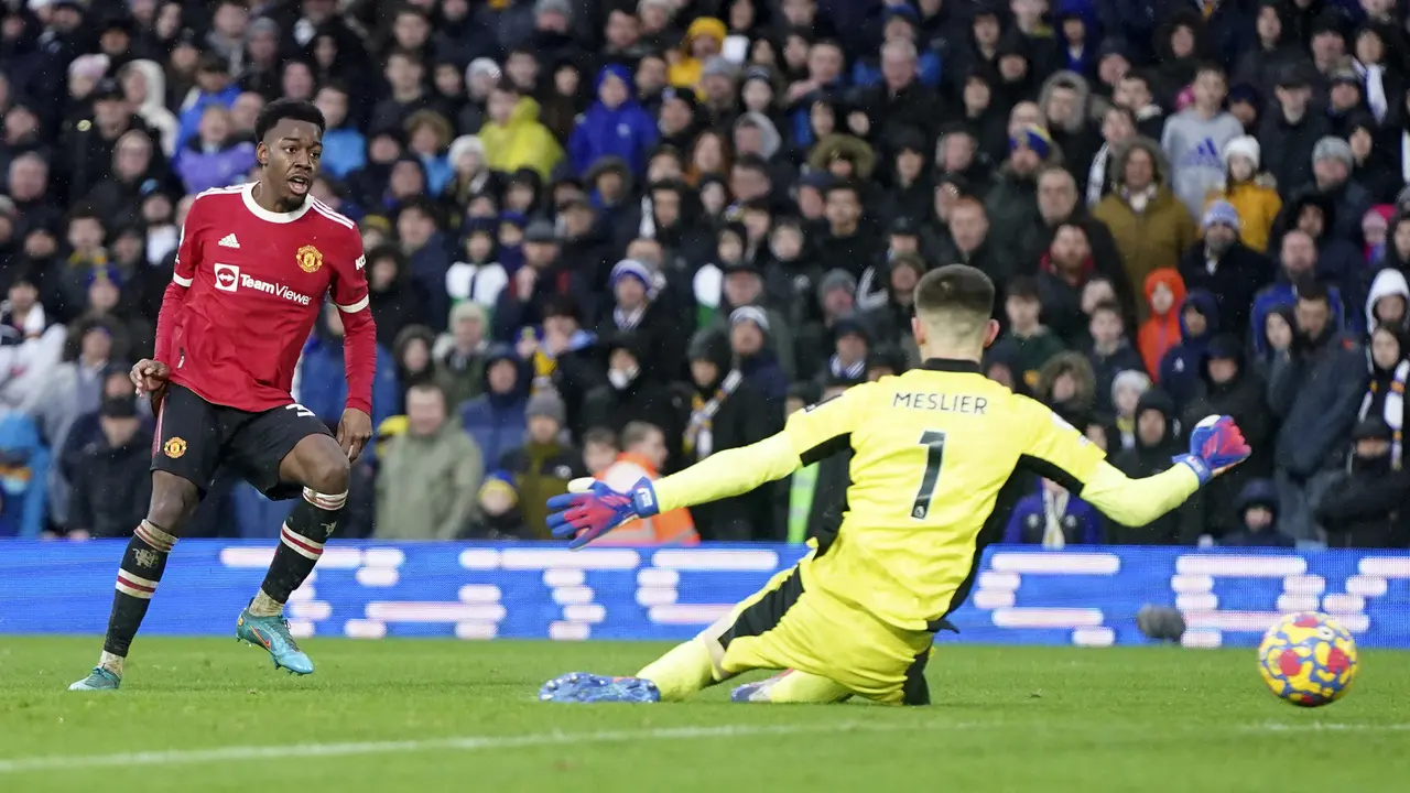 Foto: Dua Gol Pemain Pengganti Bawa MU Hancurkan Tuan Rumah Leeds United dalam Roses Derby di Liga Inggris