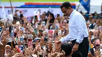 Anies Baswedan menjanjikan sejumlah perubahan, diantaranya pola investasi yang akan melibatkan unsur masyarakat. (CHAIDEER MAHYUDDIN/AFP)