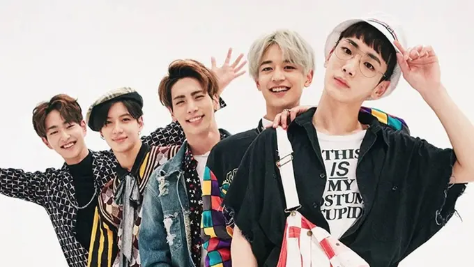 [Bintang] Kenang Jonghyun, Para Personel SHINee Tulis Lagu Our Page