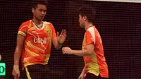 Tontowi Ahmad/Liliyana Natsir saat melawan pasangan Denmark Jacco Arends/Selena Piek pada laga Indonesia Open 2016 di Istrora Senayan, Jakarta, Kamis (2/6/2016).  (Bola.com/Nicklas Hanoatubun)