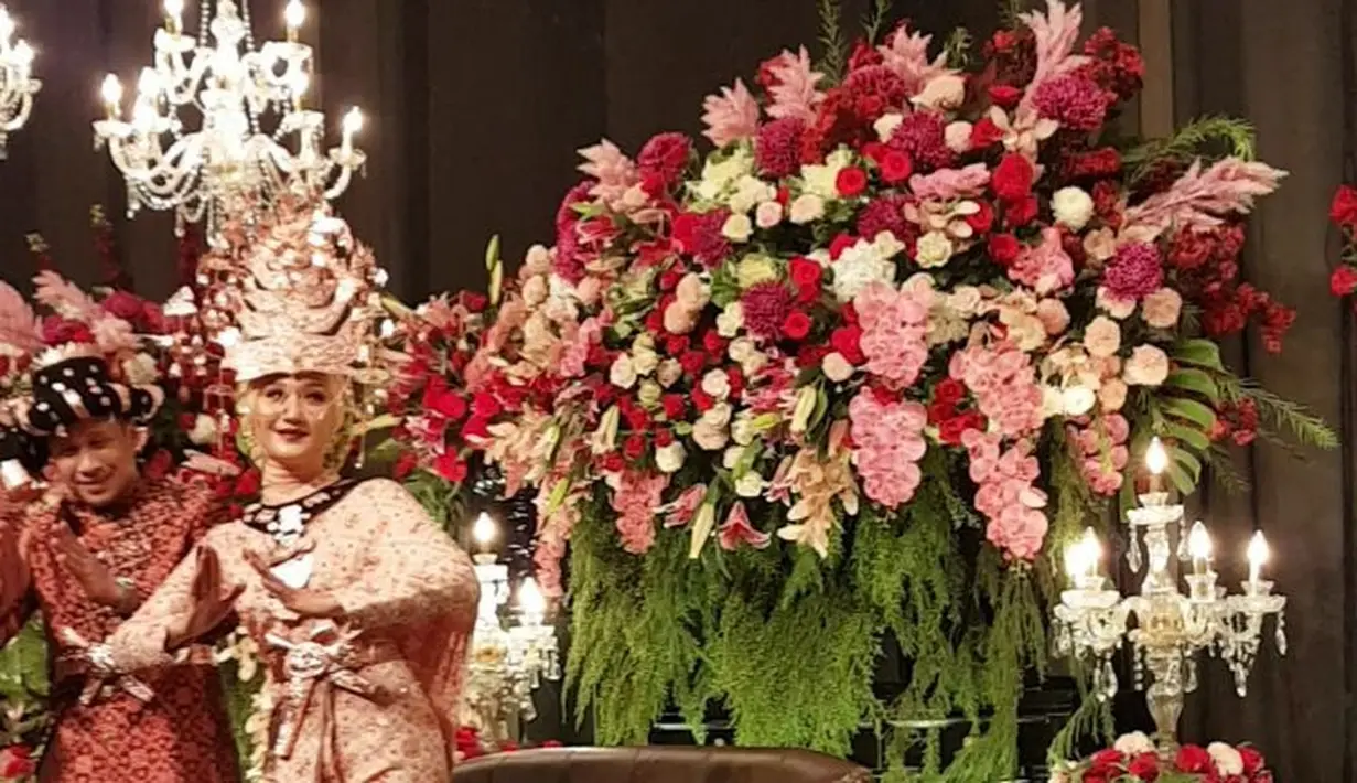 Dian Pelangi dan Sandy Nasution (Instagram/ghatie.rp)