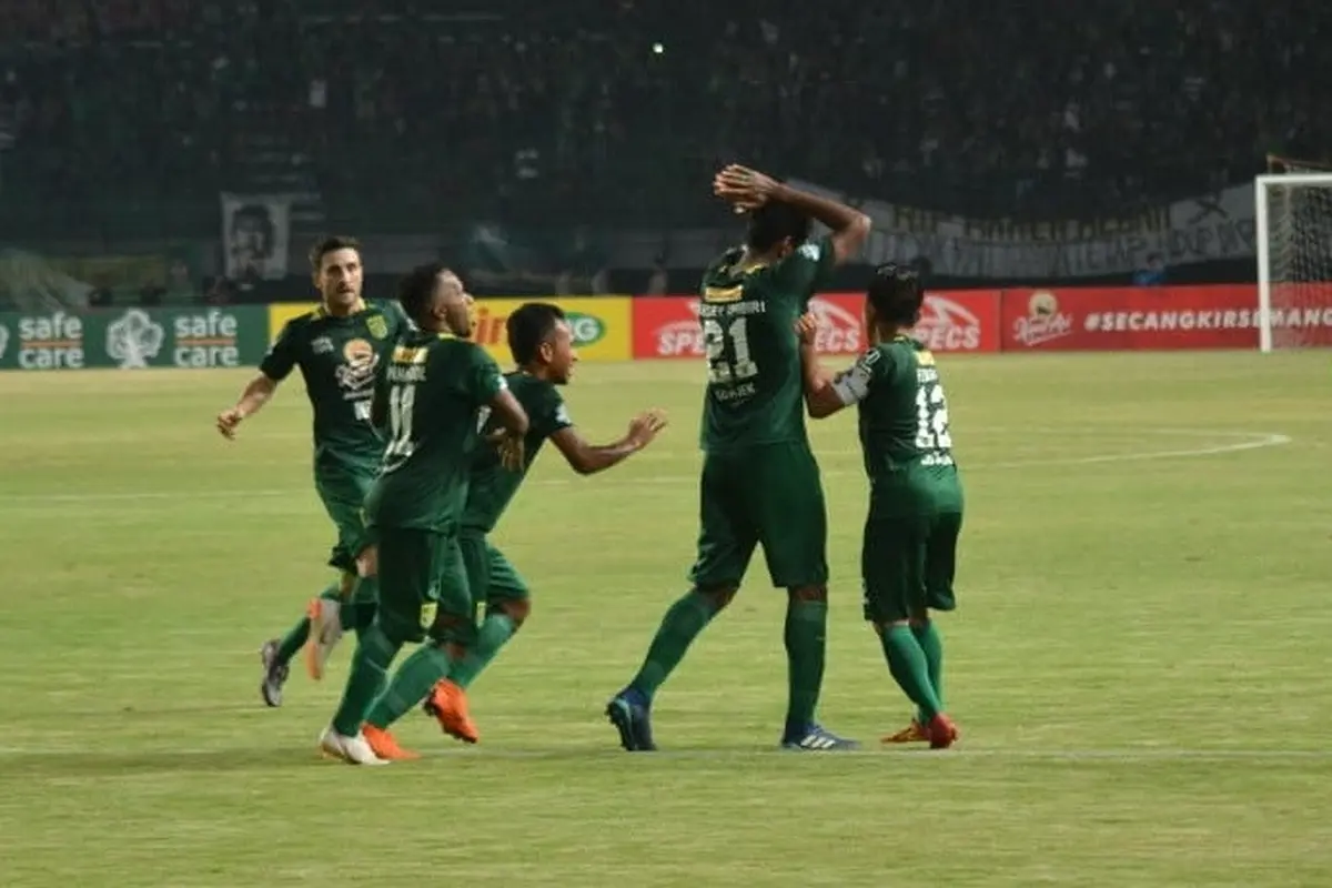 Persebaya Surabaya, Persipura Jayapura, Liga 1