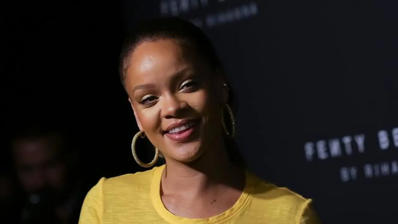 5 Fakta Mengejutkan dari Fenty Beauty, Lini Kosmetik Rihanna