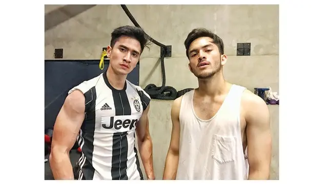 6 Potret Persahabatan Rizky Nazar dan Verrell Bramasta, Bak Saudara Kandung
