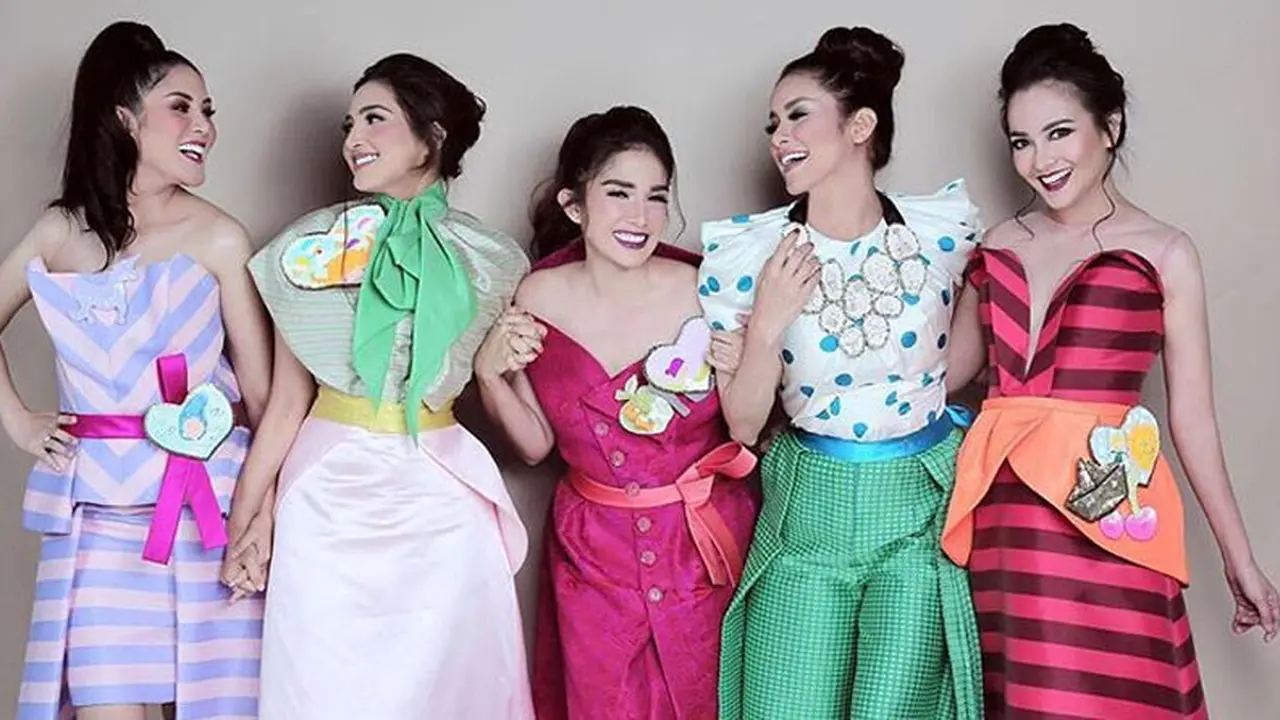 Nindy, Ashanty, Olla Ramlan, Ussy Sulistiawaty, Ririn Ekawati