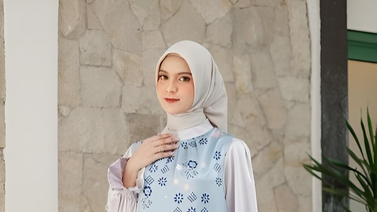 6 Model dan Tips Styling Gamis Kasual 2025, Cocok untuk Ngemall dan Hangout Bareng Teman