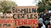 Saat Slogan 'Bismillah' Hebohkan Demo di Prancis