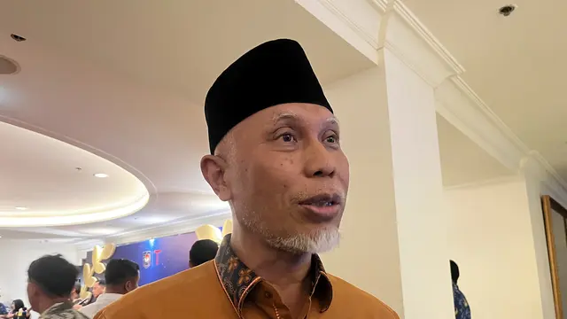 Gubernur Sumatera Barat Mahyeldi Ansharullah