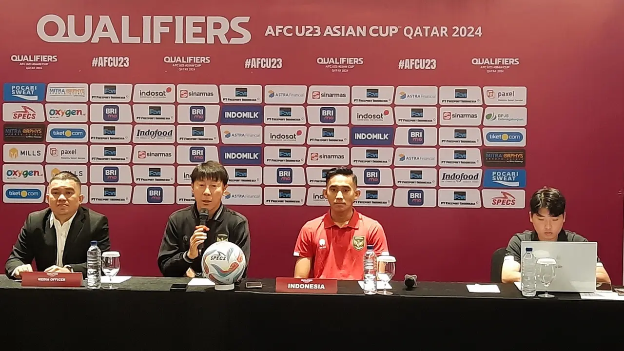Coach Shin Tae-Yong