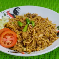 ilustrasi nasi goreng mawut/Gogor Seta Dewa/Shutterstock