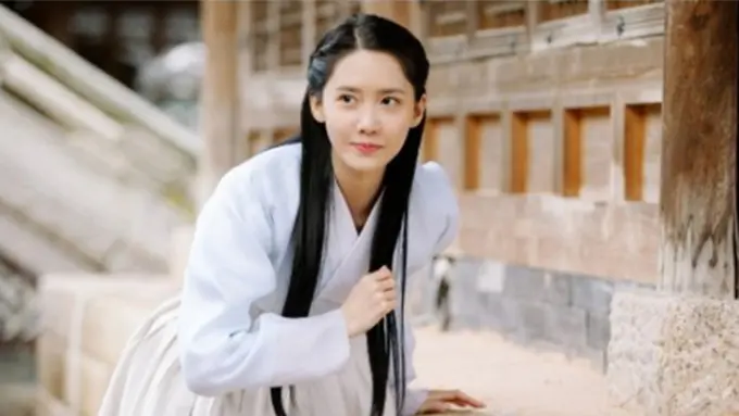 [Bintang] Cantiknya Yoona SNSD di Teaser Drama The King Loves