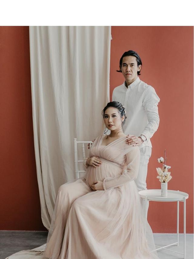 Tengah Nantikan Kelahiran, Ini 7 Potret Maternity Shoot Istri Ryuji Utomo