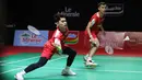 Aksi saling kejar poin pun tak terhindarkan hingga akhirnya duel derbi ini dimenangkan oleh Fajar Alfian/Muhammad Fikri. Tampak dalam foto, pebulu tangkis ganda putra Indonesia, Leo Carnando/Bagas Maulana saat bertanding melawan Fajar Alfian/Muhammad Fikri pada babak 16 besar Indonesia Masters 2026 di Istora Gelora Bung Karno, Senayan, Jakarta, pada Kamis (22/1/2026). (Bola.com/M Iqbal Ichsan)