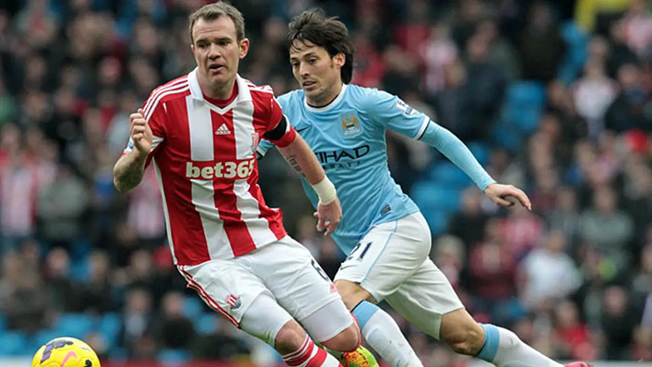 man-city-stoke-city-140222c.jpg
