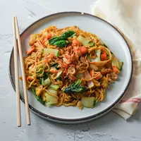 Ilustrasi kreasi varian mie goreng. (c) ArisSetya/Depositphotos.com