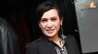 Suami Cemburu Anna Tarigan Teleponan dengan Cowok Lain