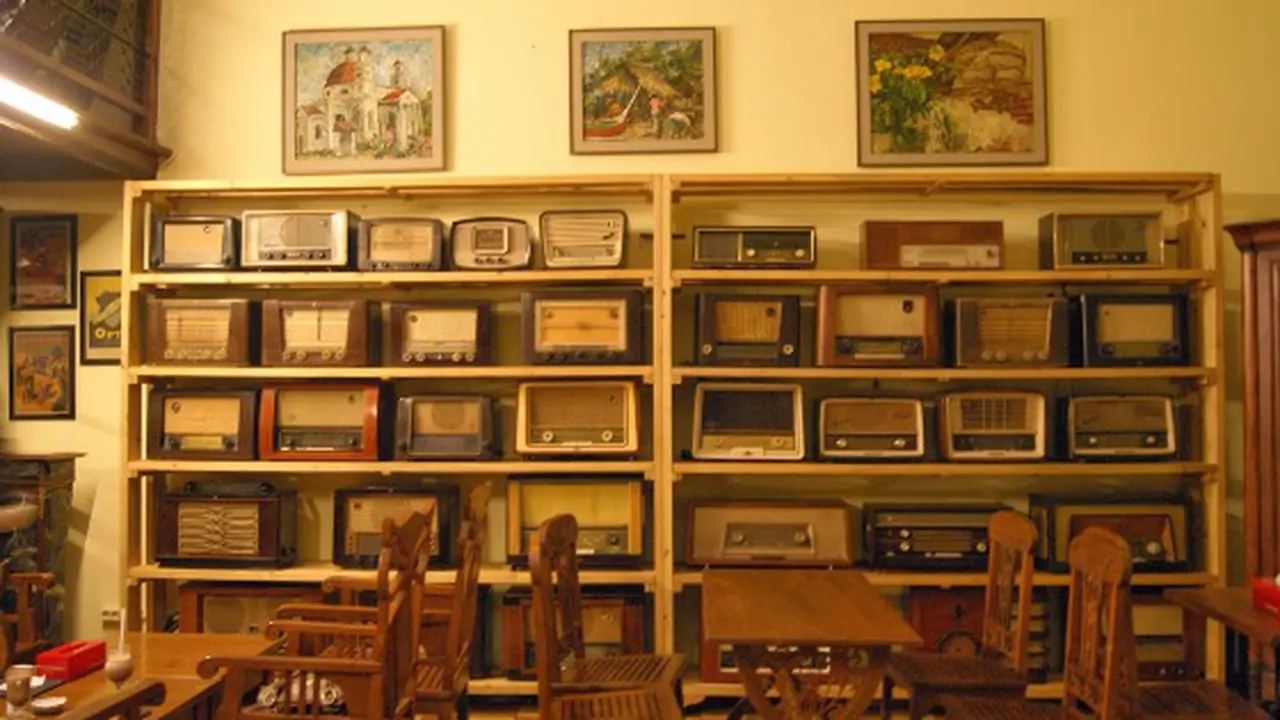 Noeri's Cafe, Kafe Nuansa Tempo Dulu yang Unik