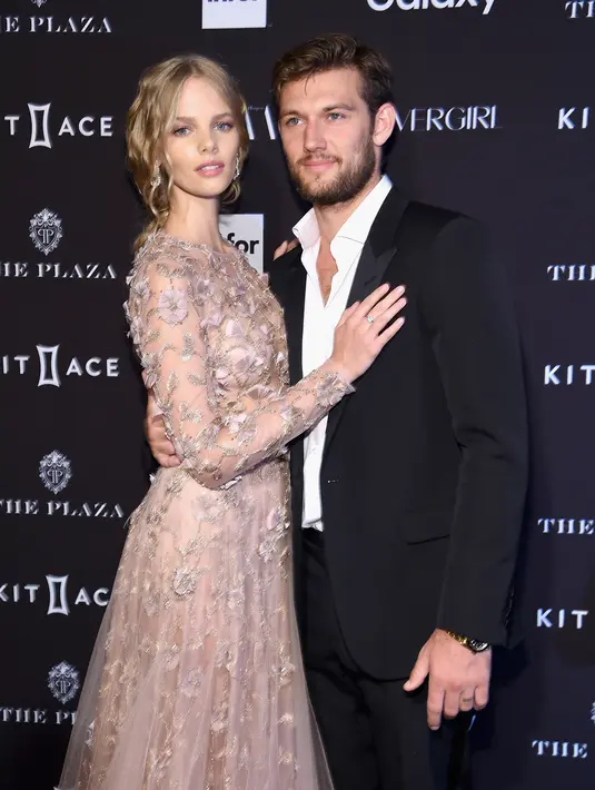 Alex Pettyfer dikabarkan berpacaran dengan seorang model bernama Marloes Horst. Namun hubungan Alex dan Marloes berakhir di tahun 2016. (AFP/Bintang.com)