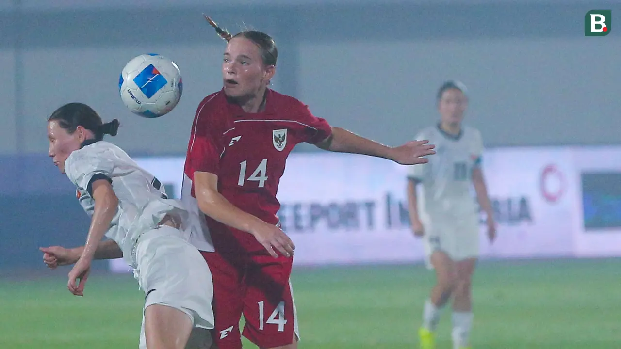 Foto: Isa Warps Tampil Spartan, Sang Pahlawan Kemenangan Timnas Indonesia Putri vs Kirgistan