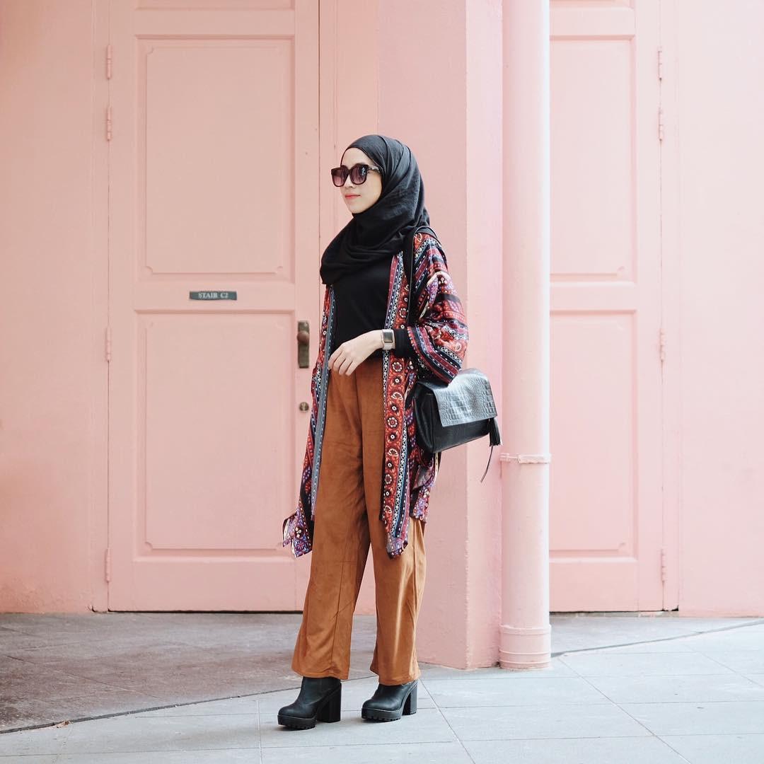  OOTD  Hijab yang Kekinian  ini Cocok untuk ABG Fashion 
