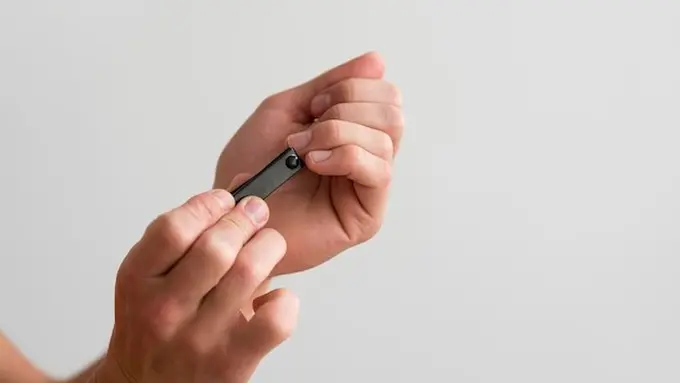 Ilustrasi Potong Kuku