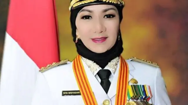 [Bintang] Dulu Dikenal Sebagai Bupati Cantik, Kini Wajah Rita Widyasari Jadi Gunjingan Netizen