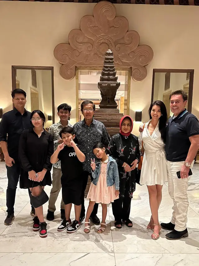 Farah Quinn dan Ayah
