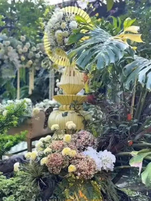 Dekorasi Siraman Pernikahan Putra Soimah (Foto: Instagram @mamuktukangmakeupjogja @hi.storycc @amarisdekor)